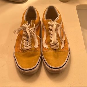 YELLOW OLD SKOOL STYLE VANS